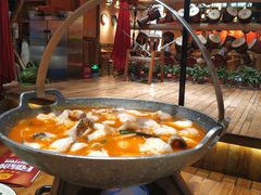 -老滇山寨•云南特色菜•地方菜•民族风情歌舞表演(金碧店)