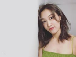 -苑苑发型设计