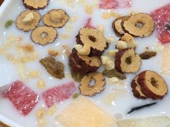 -老何家后安粉·糟粕醋海鲜火锅(三亚湾椰梦长廊店)