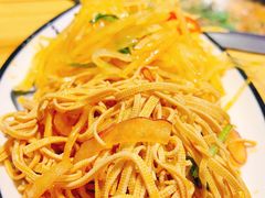 -山里屯铁锅炖·东北菜(康桥店)