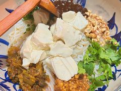 豆花米线-蜗牛小馆醉乡民谣云南菜(惠新西里店)