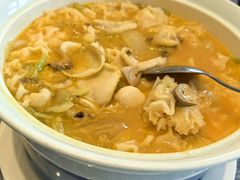 -荣誉海鲜酒楼(海湾店)