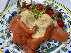 三文鱼班尼迪克-Alimentari早午餐(安福路店)