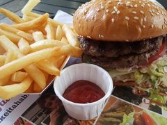 -The Habit Burger Grill 哈比特汉堡(爱琴海店)