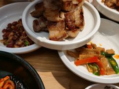 满心尝五花肉-本家韩国烤肉(青岛万象城店)