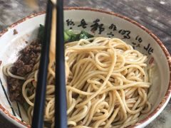 红味炸酱面-天府面庄(天平路店)