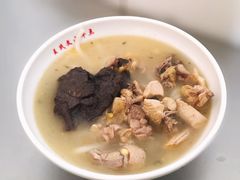 -文山荷鲜居(翠湖店)
