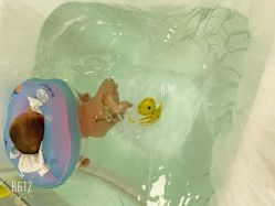 -鱼乐贝贝婴幼儿水育馆(高桥红坊店)