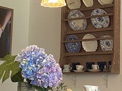 -In Cafe隐食研室