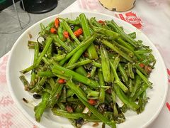 -堂瓦里·33年传统赣菜(第一街区店)