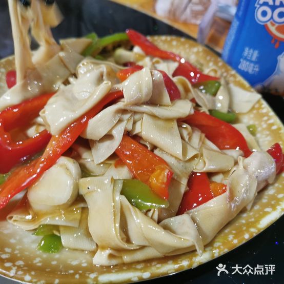 铁锅炖东北小厨(秀兰·锦观城店)