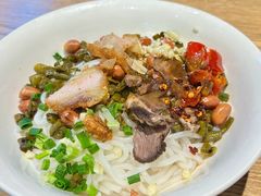 -牛八宝桂林米粉(八里庄店)