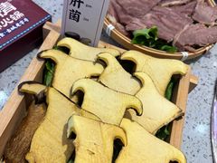 -阿婆情腊排骨火锅(金虹路店)