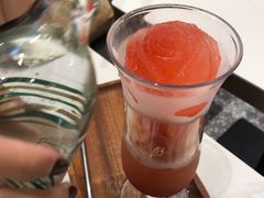 柚然自得的小美女-柠檬树茶餐厅(海雅缤纷城店)