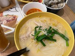 -谭仔米线(皇庭广场店)