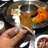 矿泉水锅底的台湾火锅