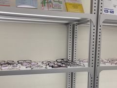 -无奔眼镜·蔡司·依视路授权店(马家堡店)