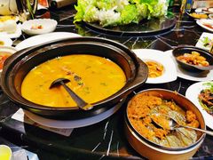 -河畔春天时尚餐厅