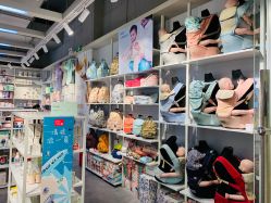 -Babycare(上海环球港店)