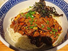 -沪西老弄堂面馆(定西路店)