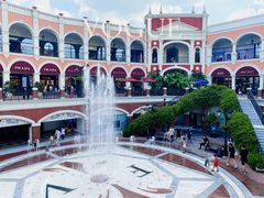 -佛罗伦萨小镇广佛名品奥特莱斯(疏港路店)