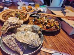 -蚝堡海鲜·威海菜·海肠捞饭·烧烤·亚洲吃蚝公司(幸福门店)