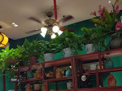 -江城小馆陕南妈妈菜·全球旅行餐厅(钟楼店)