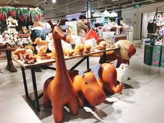 -LOL原创生活概念店(K11购物艺术中心店)