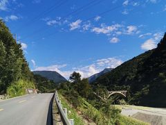 -硗碛藏寨·神木垒景区