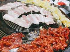 东北式烤肉-海花锅盖烧烤店(怡馨家园店)