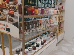 -SCENT BOUTIQUE