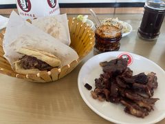 -闫家驴肉老店(华电一校店)