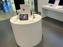 -Apple授权专营店(宝山万达店)