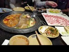 -唇辣号重庆老火锅(燕郊鑫乐汇店)