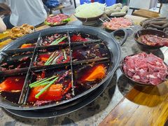 -正南齊北重庆老火锅(光华村直营店)