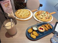 -必胜客(上海华谊新所店)