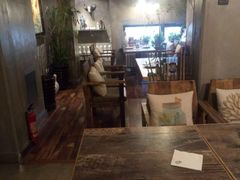 -HIGH FIVE哈福手工汉堡(桂林路店)