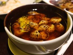古越陈酿煮花螺-杭州西子湖四季酒店·金沙厅
