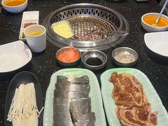 -木槿花韩式炭烤·熟成肉工坊(孙文东路店)