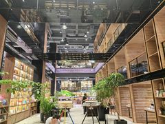 -半山书局(新世纪商城店)