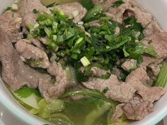 -犇逸·乐山跷脚牛肉·四川现炒(览海店)