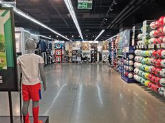 -迪卡侬(西三旗店)