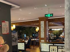 -八府香鸭·啫啫煲(华山路店)