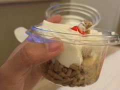 -红宝石·鲜奶小方·海派西点房(南丹店)