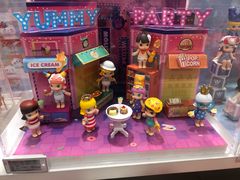 -泡泡玛特POPMART(杭州乐堤港店)