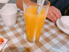 -新大咀港式茶餐厅(宝山万达店)