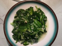 清炒小白菜-小凤庭·地道湖北菜武昌鱼·藕汤(38年黄鹤楼店)