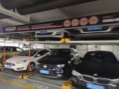 -BFC外滩金融中心停车场