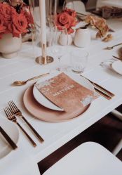 -花轿喜屋婚礼策划