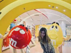 -m豆巧克力世界(上海世茂广场店)